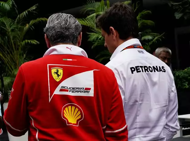 Maurizio Arrivabene, Toto Wolff Titel-Bild zur News: Maurizio Arrivabene, Toto Wolff