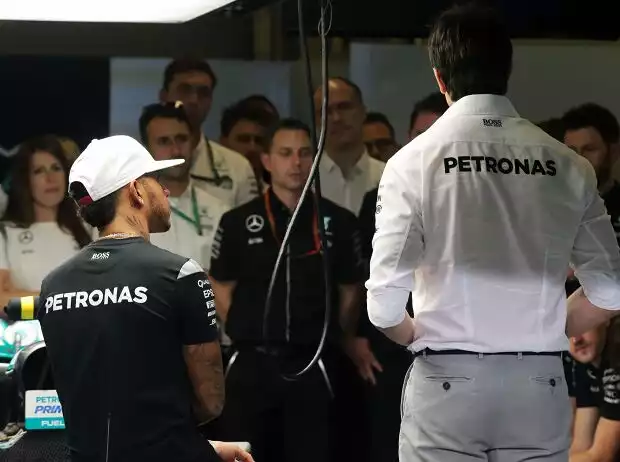 Lewis Hamilton, Toto Wolff Titel-Bild zur News: Lewis Hamilton, Toto Wolff