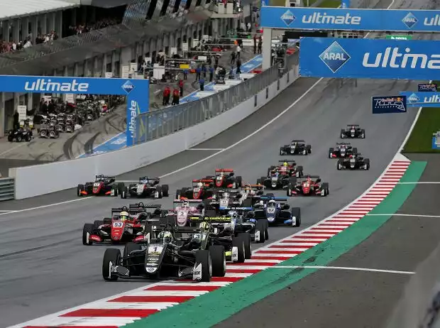 Titel-Bild zur News: Joel Eriksson, Lando Norris, Callum Ilott, Ralf Aron