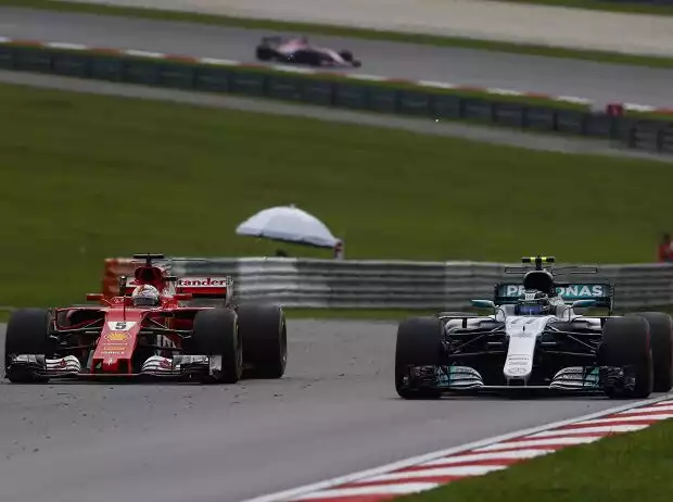 Valtteri Bottas, Sebastian Vettel Titel-Bild zur News: Valtteri Bottas, Sebastian Vettel