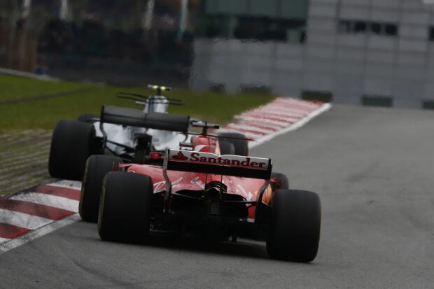 Valtteri Bottas Sebastian Vettel Ferrari Scuderia Ferrari F1 ~Valtteri Bottas (Mercedes) und Sebastian Vettel (Ferrari) ~ Valtteri Bottas Sebastian Vettel Ferrari Scuderia Ferrari F1 ~Valtteri Bottas (Mercedes) und Sebastian Vettel (Ferrari) ~