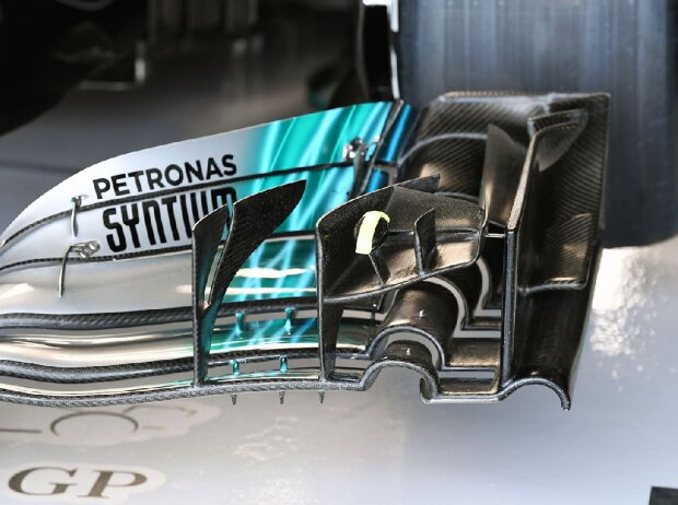 Titel-Bild zur News: Mercedes F1 W08: Frontflügel