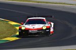 Gianmaria Bruni, Laurens Vanthoor und Earl Bamber (Porsche) 