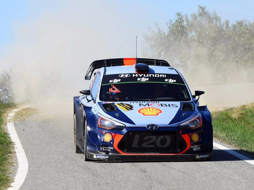 Thierry Neuville, Nicolas Gilsoul