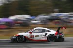 Gianmaria Bruni, Laurens Vanthoor und Earl Bamber (Porsche) 