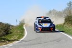 Thierry Neuville (Hyundai) und Nicolas Gilsoul 