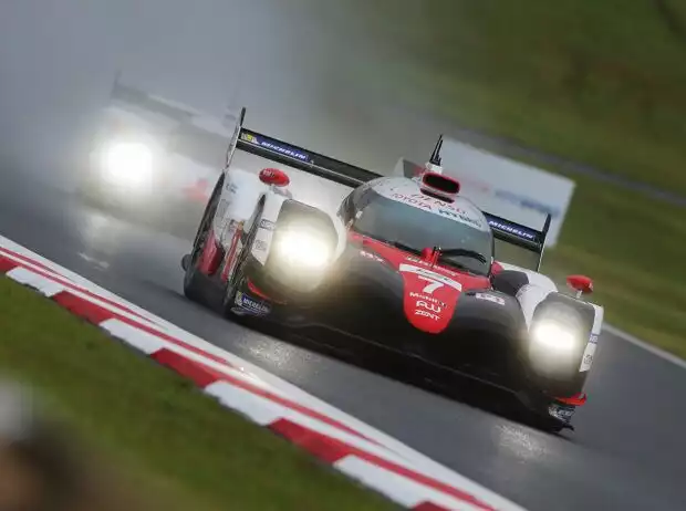Mike Conway, Kamui Kobayashi, Jose-Maria Lopez Titel-Bild zur News: Mike Conway, Kamui Kobayashi, Jose-Maria Lopez
