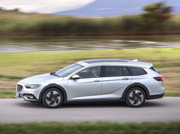 Titel-Bild zur News: Opel Insignia Country Tourer