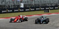 Bild zum Inhalt: Hamilton kreidet Vettel Fehler an: Ich wäre vorne geblieben
