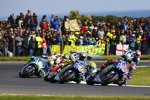 Maverick Vinales vor Valentino Rossi 