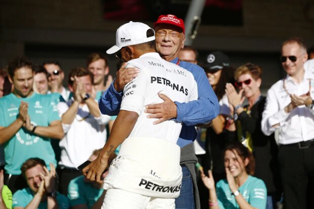 Lewis Hamilton Niki Lauda Mercedes Mercedes AMG Petronas Motorsport F1 ~Lewis Hamilton (Mercedes) und Niki Lauda ~ Lewis Hamilton Niki Lauda Mercedes Mercedes AMG Petronas Motorsport F1 ~Lewis Hamilton (Mercedes) und Niki Lauda ~