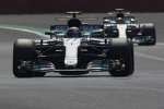 Valtteri Bottas (Mercedes) und Lewis Hamilton (Mercedes) 