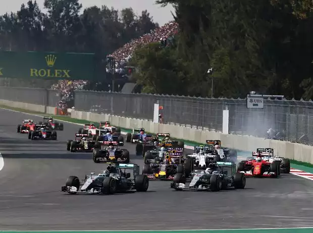 Titel-Bild zur News: Nico Rosberg, Lewis Hamilton
