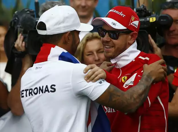 Sebastian Vettel, Lewis Hamilton Titel-Bild zur News: Sebastian Vettel, Lewis Hamilton