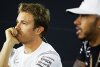 Bild zum Inhalt: Rosbergs Handschuhtrick: "Vergessen" es Hamilton  zu sagen