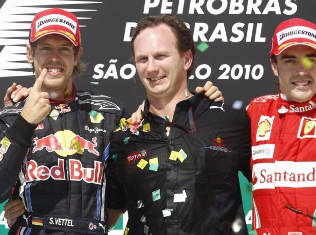 Titel-Bild zur News: Mark Webber, Sebastian Vettel, Christian Horner, Fernando Alonso