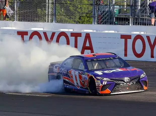 Denny Hamlin, Joe Gibbs Titel-Bild zur News: Denny Hamlin, Joe Gibbs