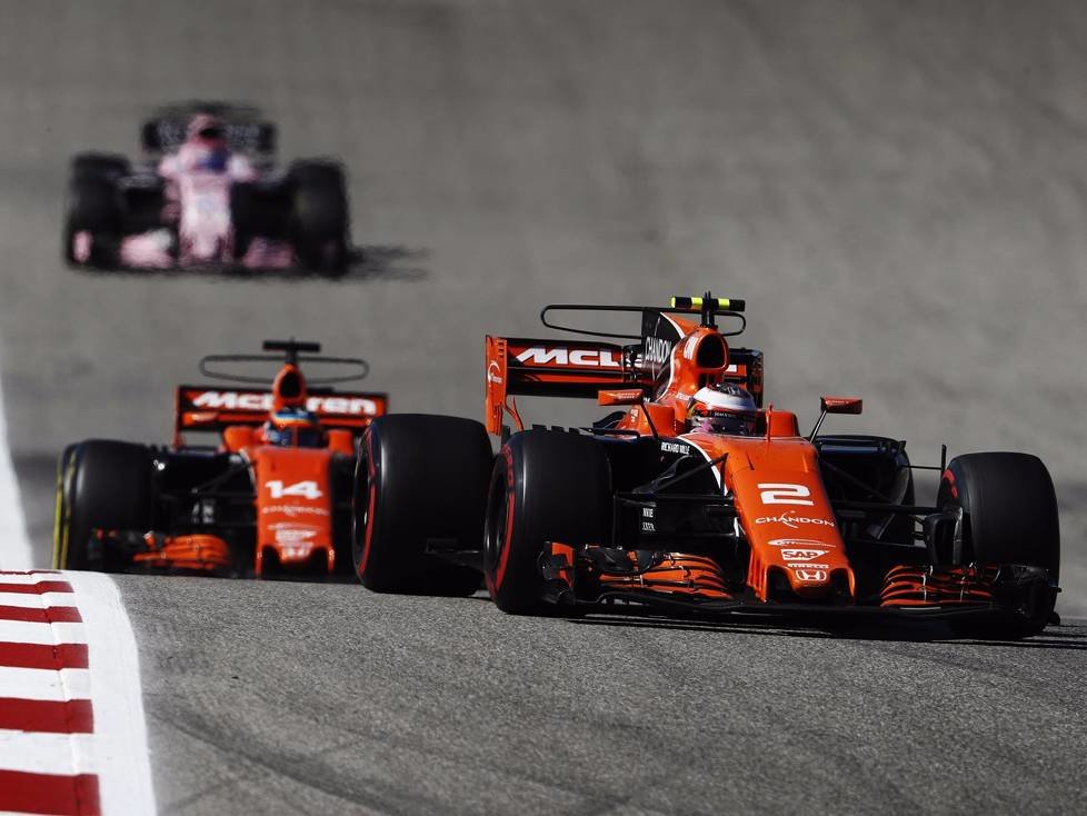 Stoffel Vandoorne, Fernando Alonso, Sergio Perez