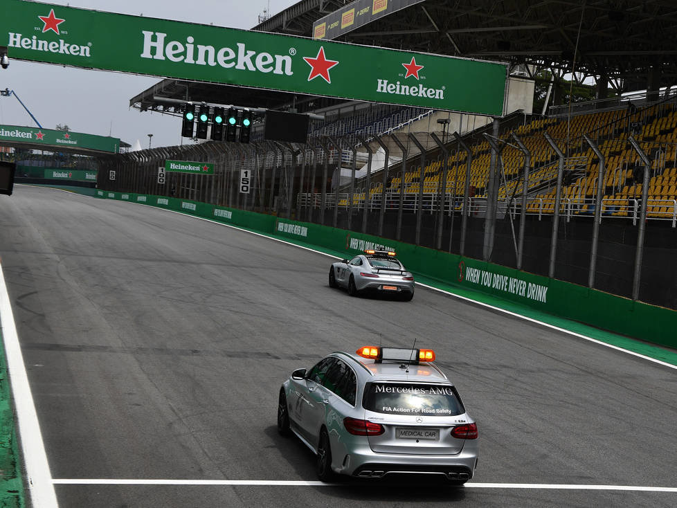 Medical Car, Safety Car