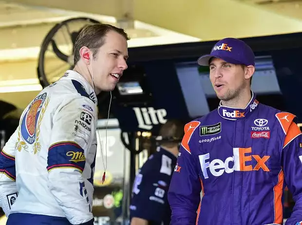 Brad Keselowski, Denny Hamlin, Joe Gibbs Titel-Bild zur News: Brad Keselowski, Denny Hamlin, Joe Gibbs