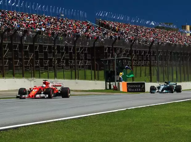 Sebastian Vettel, Valtteri Bottas, Kimi Räikkönen Titel-Bild zur News: Sebastian Vettel, Valtteri Bottas, Kimi Räikkönen