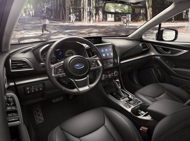 Innenraum und Cockpit des Subaru Impreza 2018