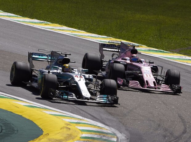 Titel-Bild zur News: Lewis Hamilton, Sergio Perez
