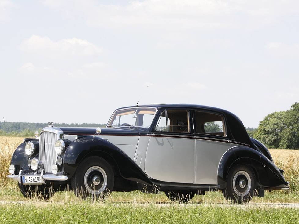 Bentley R-Type