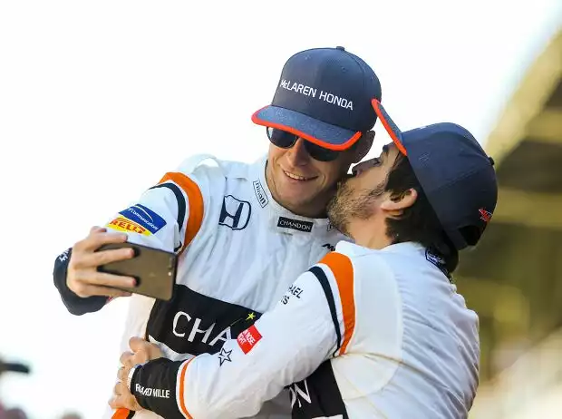 Fernando Alonso, Stoffel Vandoorne Titel-Bild zur News: Fernando Alonso, Stoffel Vandoorne
