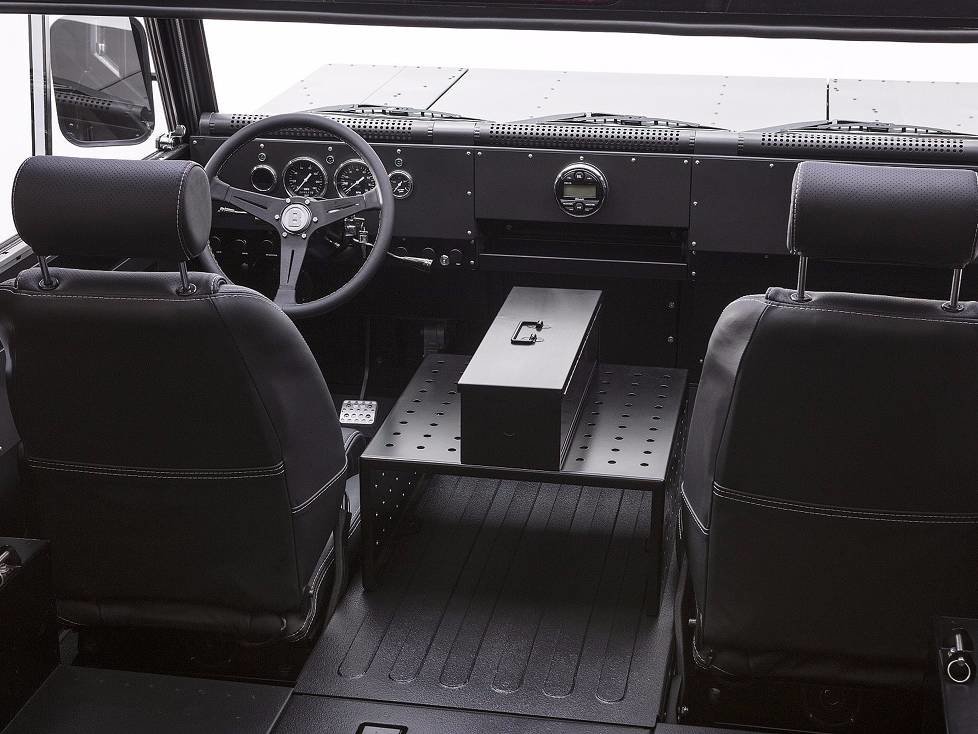 Bollinger B1 Innenraum und Cockpit