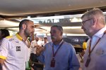 Cyril Abiteboul, Chase Carey und Ross Brawn 