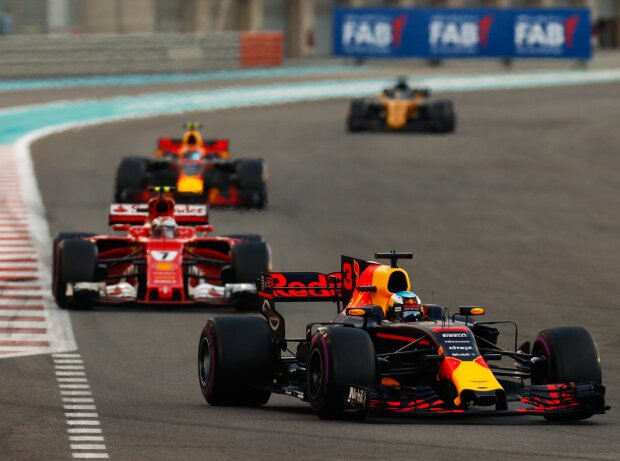 Titel-Bild zur News: Daniel Ricciardo, Kimi Räikkönen, Max Verstappen