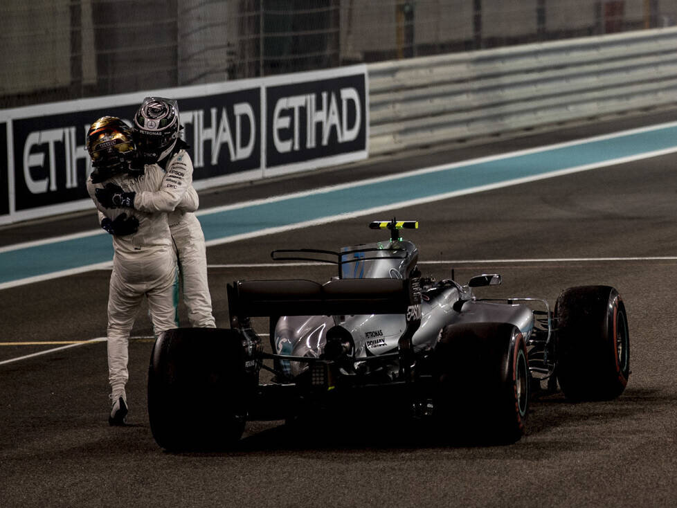 Valtteri Bottas, Lewis Hamilton