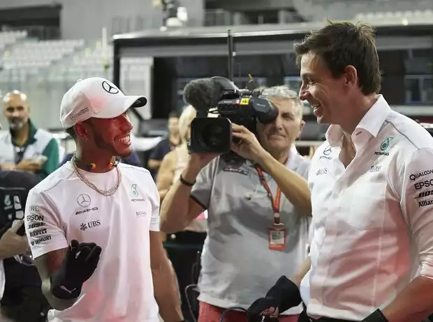 Lewis Hamilton, Toto Wolff Titel-Bild zur News: Lewis Hamilton, Toto Wolff