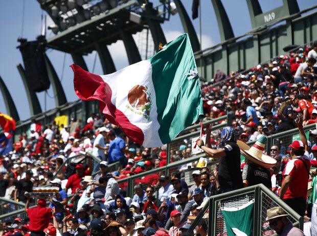 Titel-Bild zur News: Mexikanische Flagge