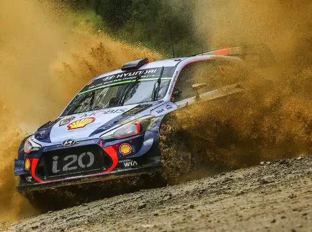 Titel-Bild zur News: Thierry Neuville, Nicolas Gilsoul