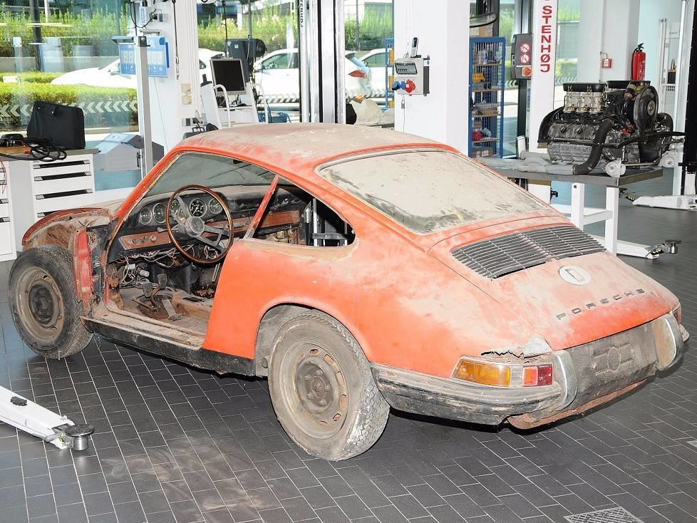 57. Porsche 901 von 1964 vor der Restaurierung (2014)
