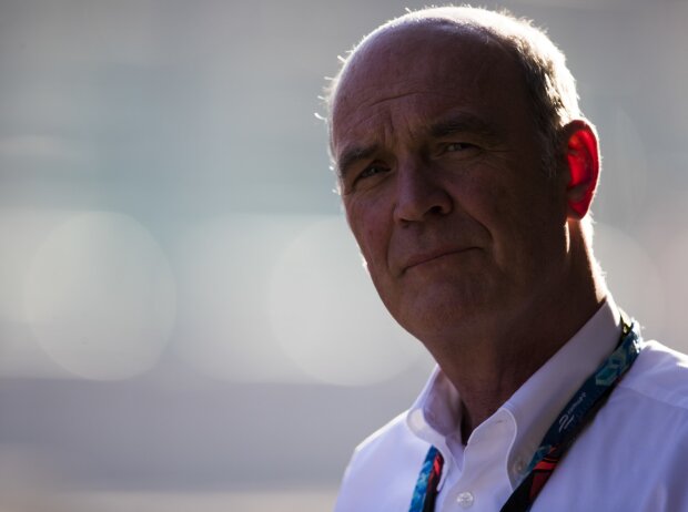 Wolfgang Ullrich Wolfgang Ullrich