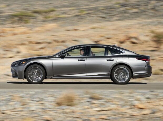 Lexus LS 500h