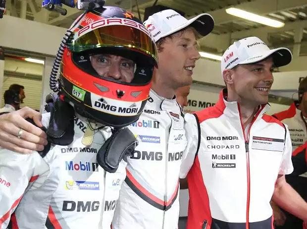 Titel-Bild zur News: Timo Bernhard, Earl Bamber, Brendon Hartley