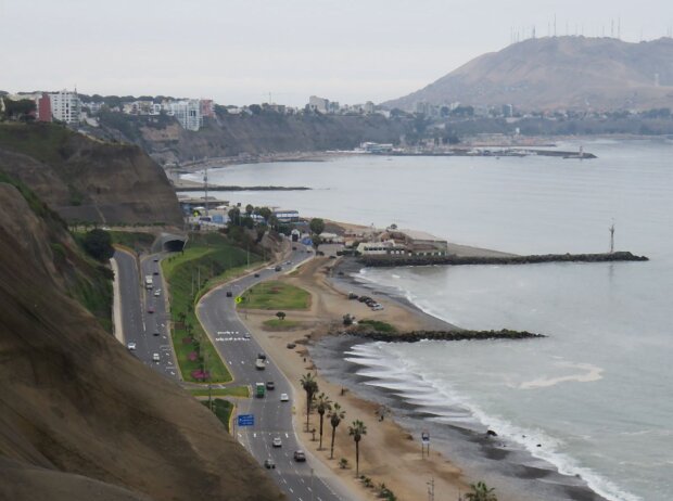 Lima ist die einzige südamerikanische Hauptstadt direkt am Pazifik