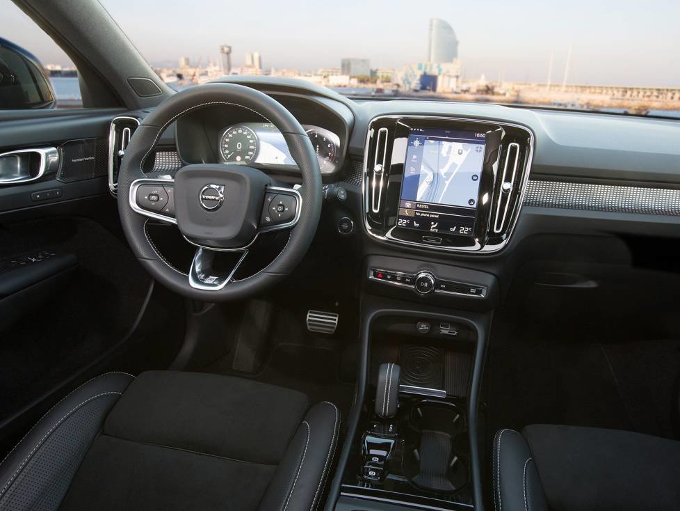Innenraum und Cockpit des Volvo XC40