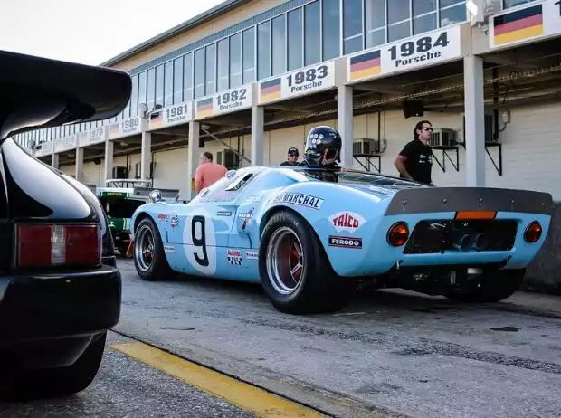 Sebring: Porsche an der Boxengasse Titel-Bild zur News: Sebring: Porsche an der Boxengasse