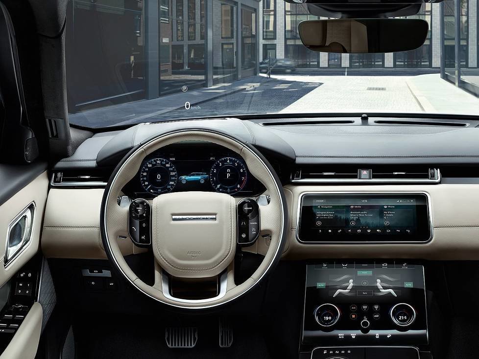 Cockpit des Range Rover Velar 2018