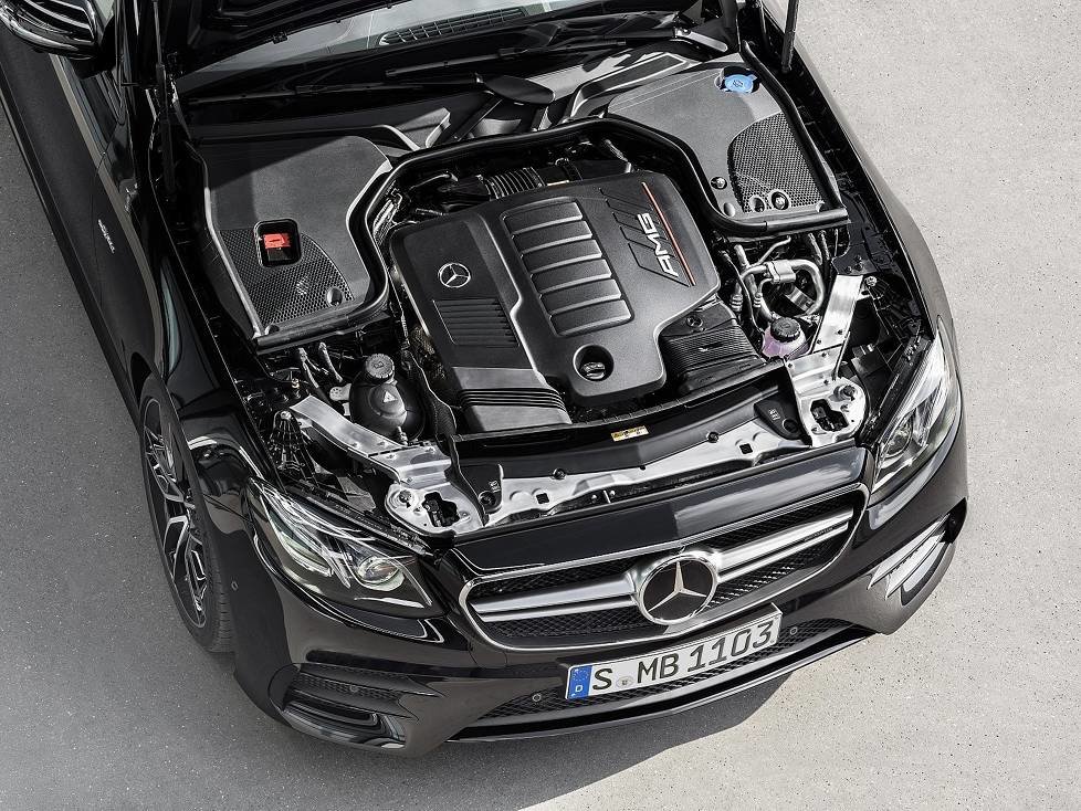 Moitor des Mercedes-AMG E 53 Coupé 4Matic+