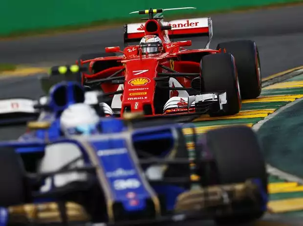 Antonio Giovinazzi, Kimi Räikkönen Titel-Bild zur News: Antonio Giovinazzi, Kimi Räikkönen