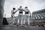Ryan Briscoe, Richard Westbrook und Scott Dixon 