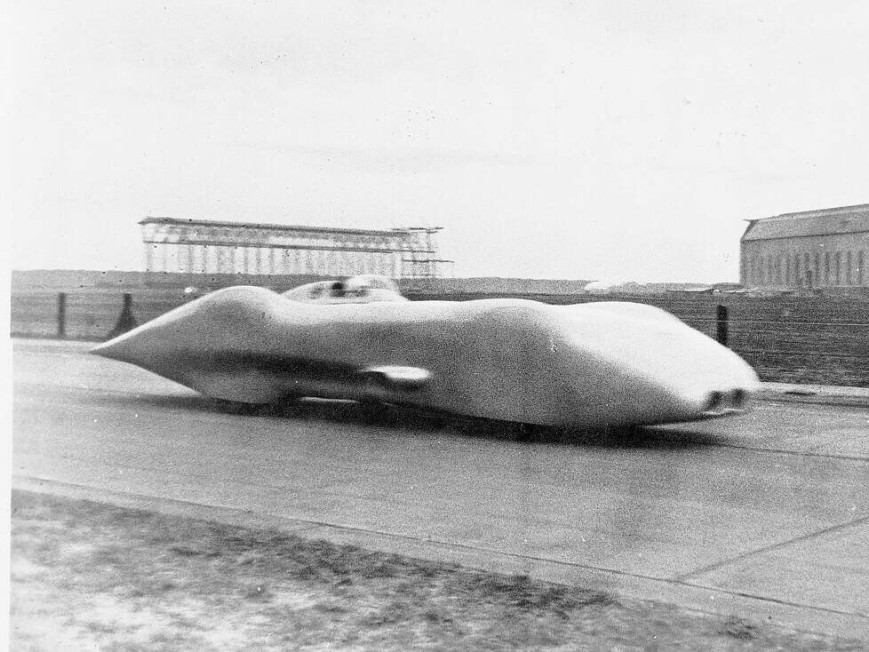 Rudolf Caracciola und sein Geschwindigkeitsrekord mit dem Mercedes-Benz W 125 Zwölfzylinder-Rekordwagen