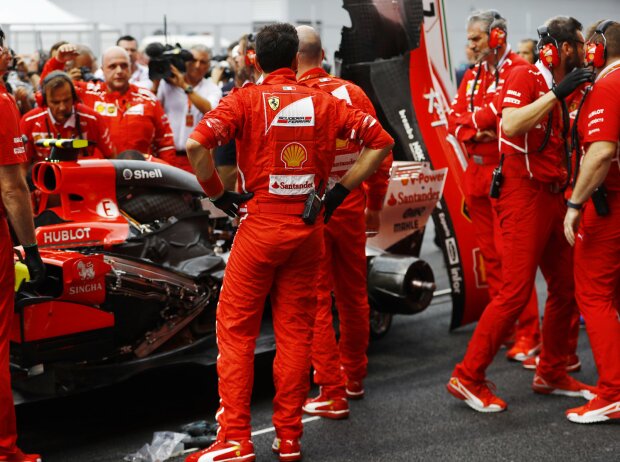 Motor im Auto von Kimi Räikkönen, Ferrari SF70H Motor im Auto von Kimi Räikkönen, Ferrari SF70H