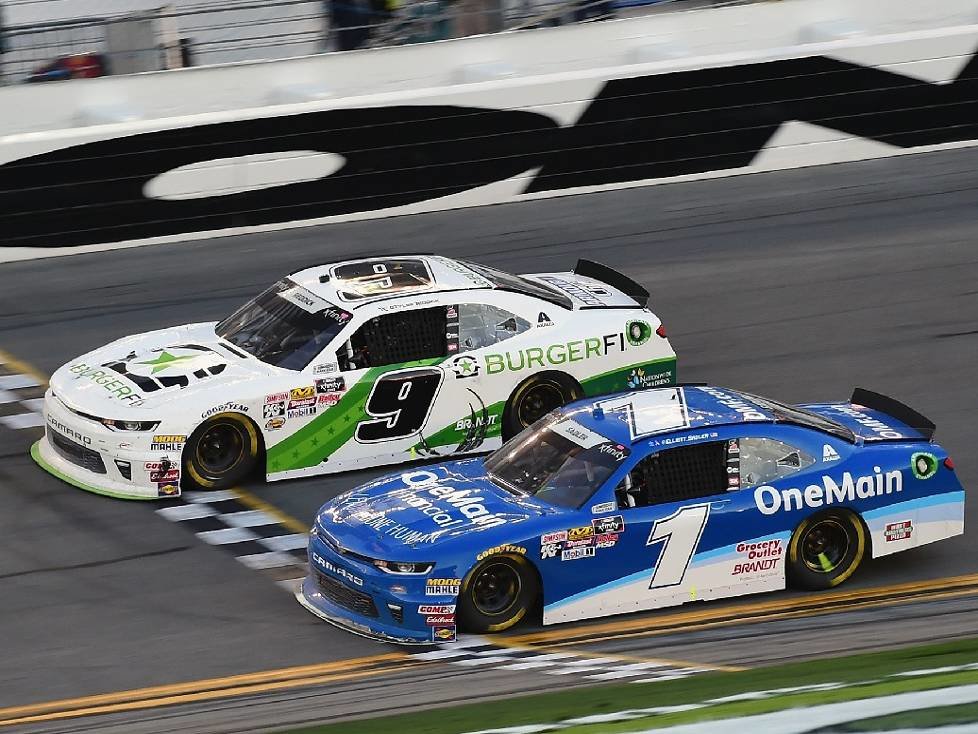 Elliott Sadler, Tyler Reddick, Fotofinish